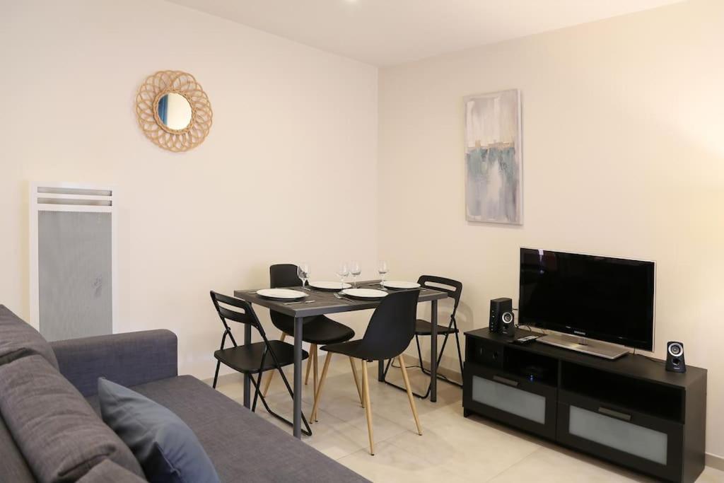 New - Le Patio - 300 M Capitole